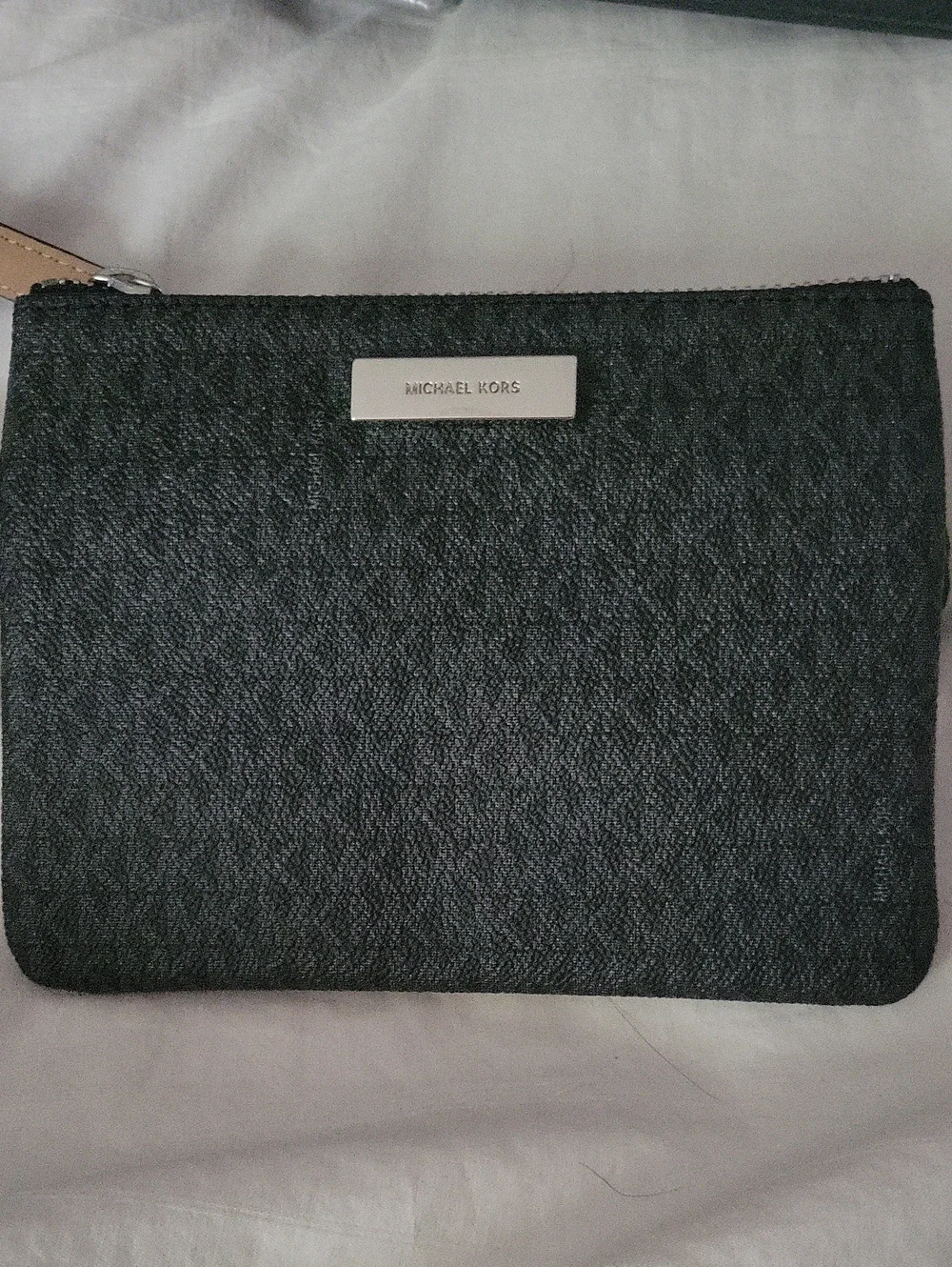 Michael Kors Size S Black & Gray Fanny Pack